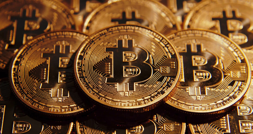 Prêmio Nobel de Economia fala em proibição de Bitcoins